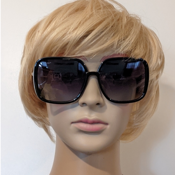 Lou Oversized Brown Round Square Sunglasses - Picture 8 of 8